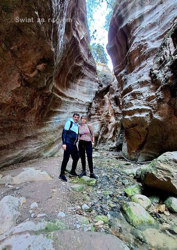 Trekking w malowniczym wąwozie Avacas Cypr półwysep Akamas