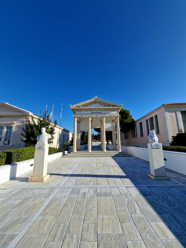 Stare miasto Pafos klasycystyczna zabudowa
