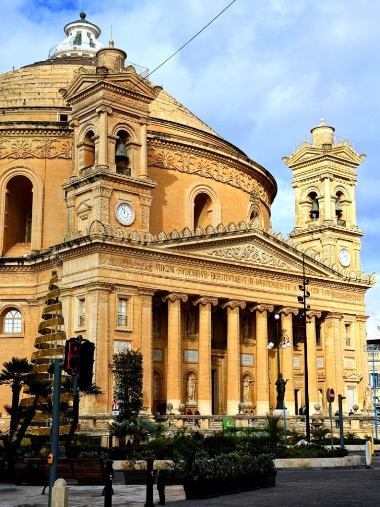 Maltański Panteon Bazylika Mosta